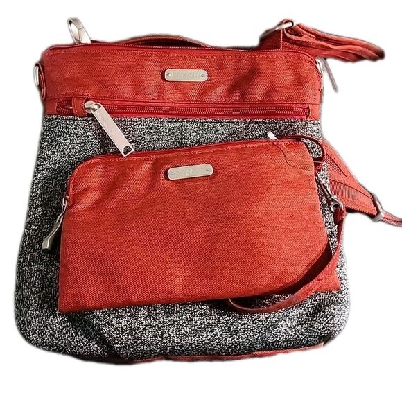 Baggallini RFID Crossbody Bag w Removable ID Card Cosmetic Bag Wristlet Red Blk - Picture 1 of 13
